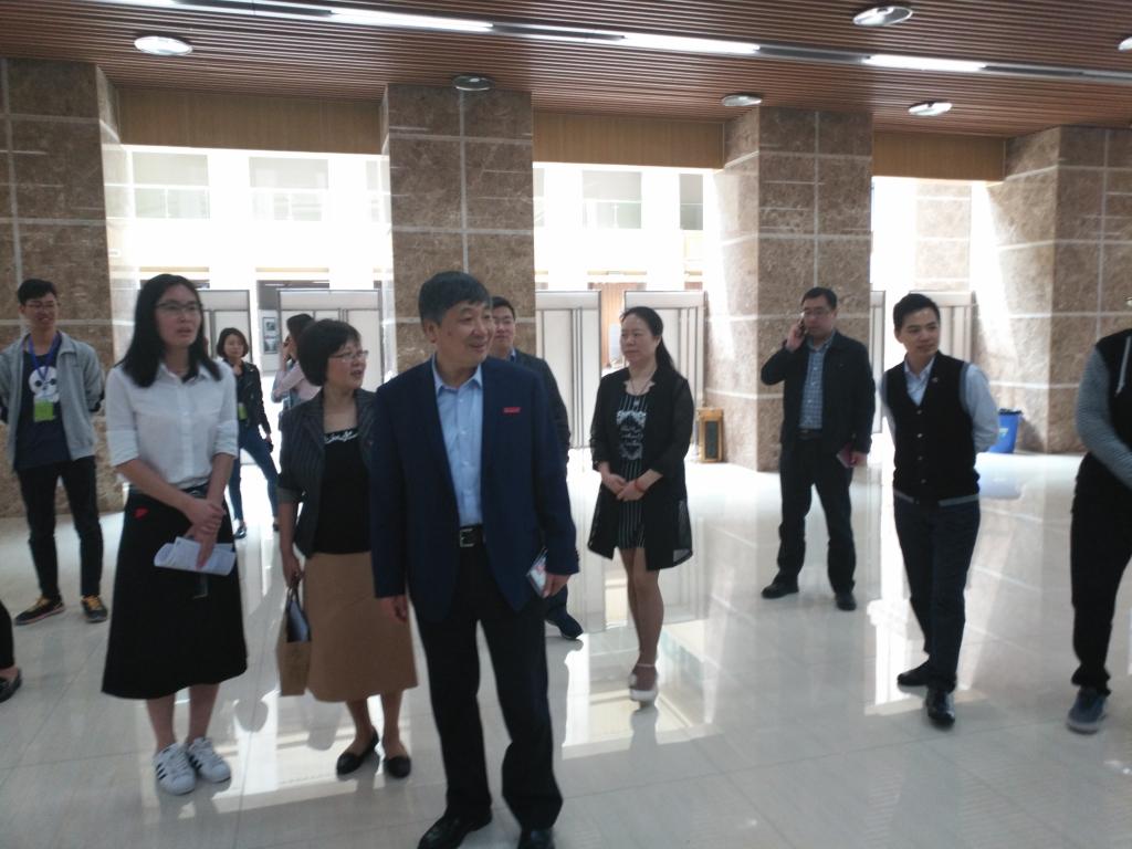 *大象传媒
成功举办化学生物专场招聘会