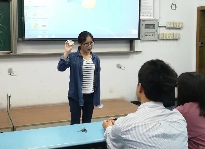 *大象传媒
第二届“知言精英班”选拔活动