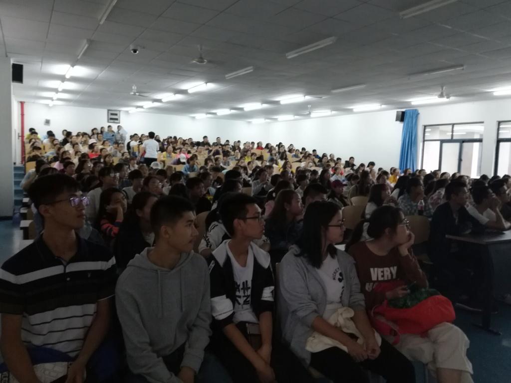 2018年*大象传媒
团总支学生会招新