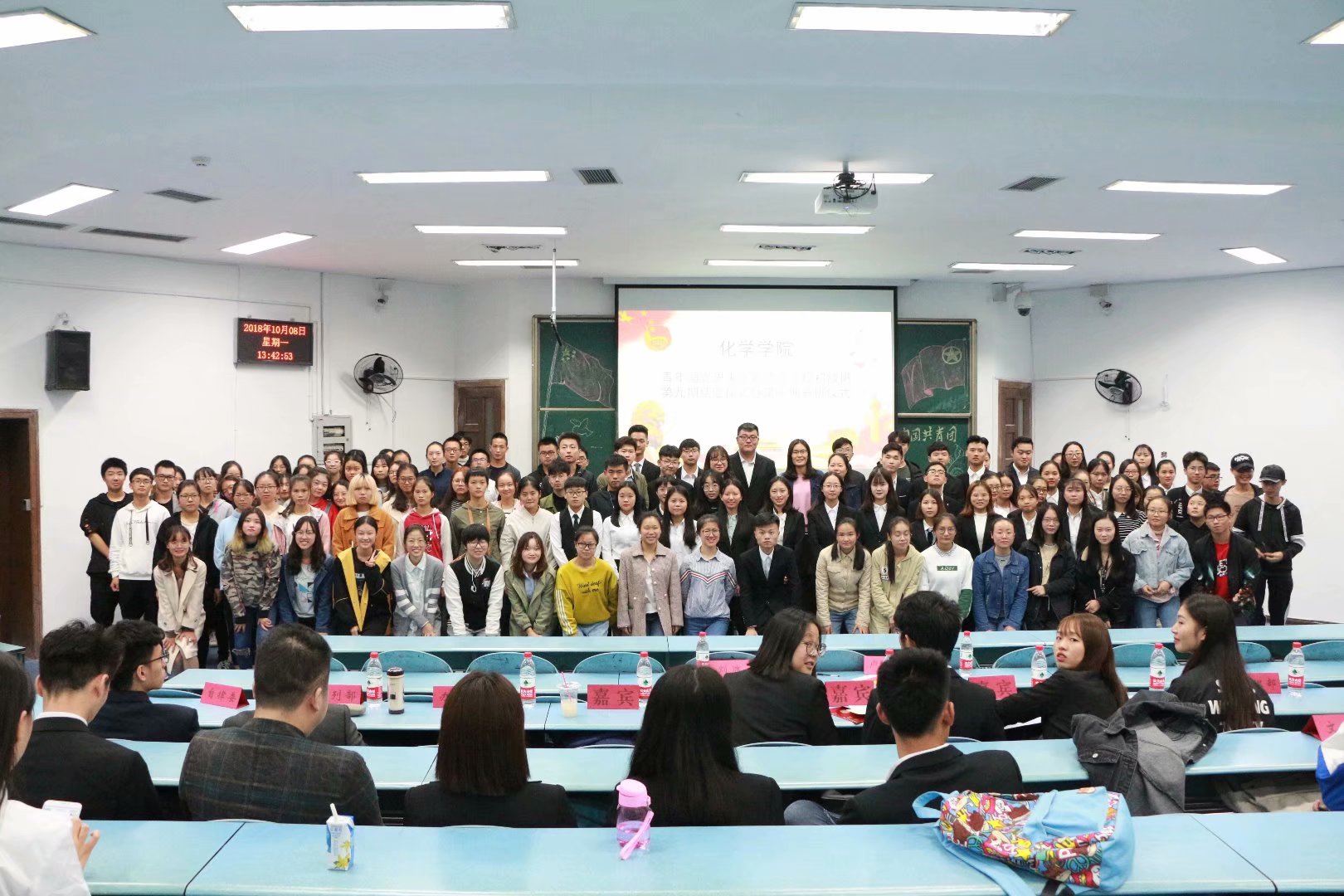 *大象传媒
青年马克思主义者培养工程”初级班第九期结业仪式以及第十期开班仪式