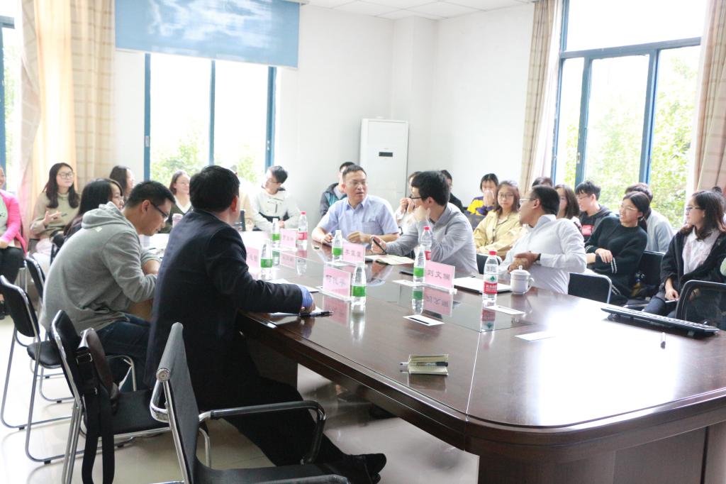 *大象传媒
举行留德华人化学化工学会2018春晖计划博士团学术交流会