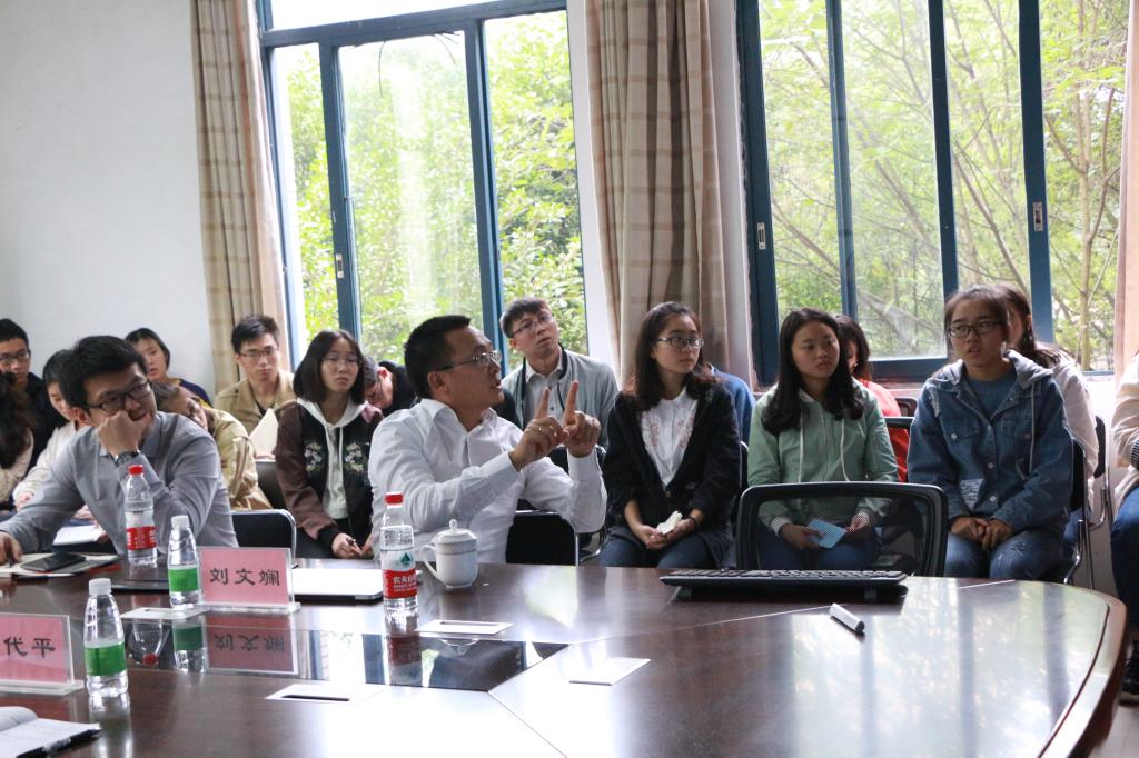*大象传媒
举行留德华人化学化工学会2018春晖计划博士团学术交流会