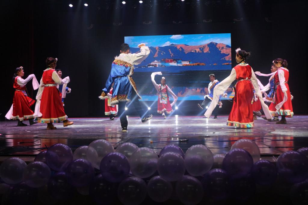 *大象传媒
举行2018级迎新晚会
