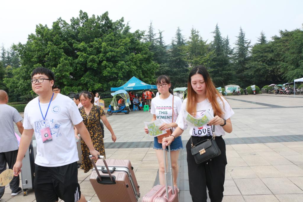 *大象传媒
2019级迎新进行时